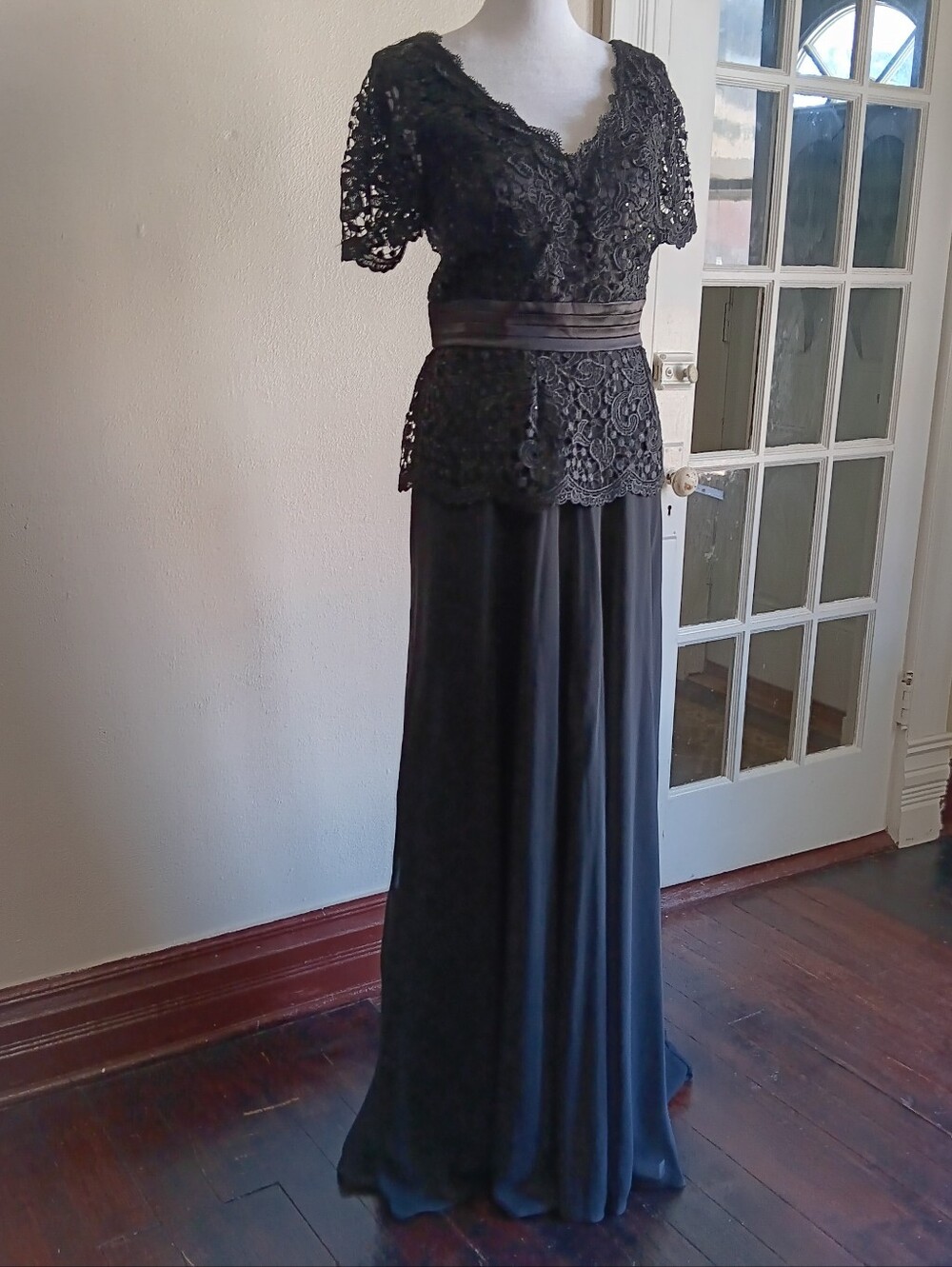 Cinderella Divine Vintage **Flawed Black Lace Gothic Gown Size Small Whimsigoth